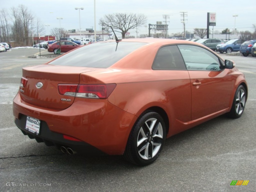 2010 Forte Koup SX - Copperhead / Black Sport photo #7