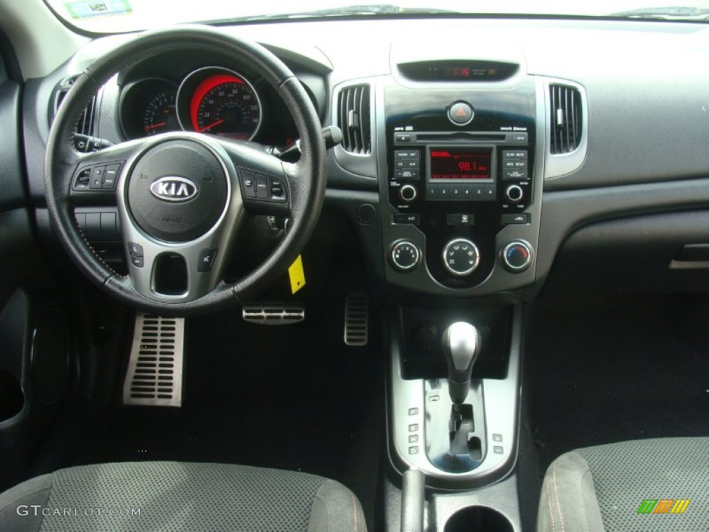 2010 Forte Koup SX - Copperhead / Black Sport photo #16