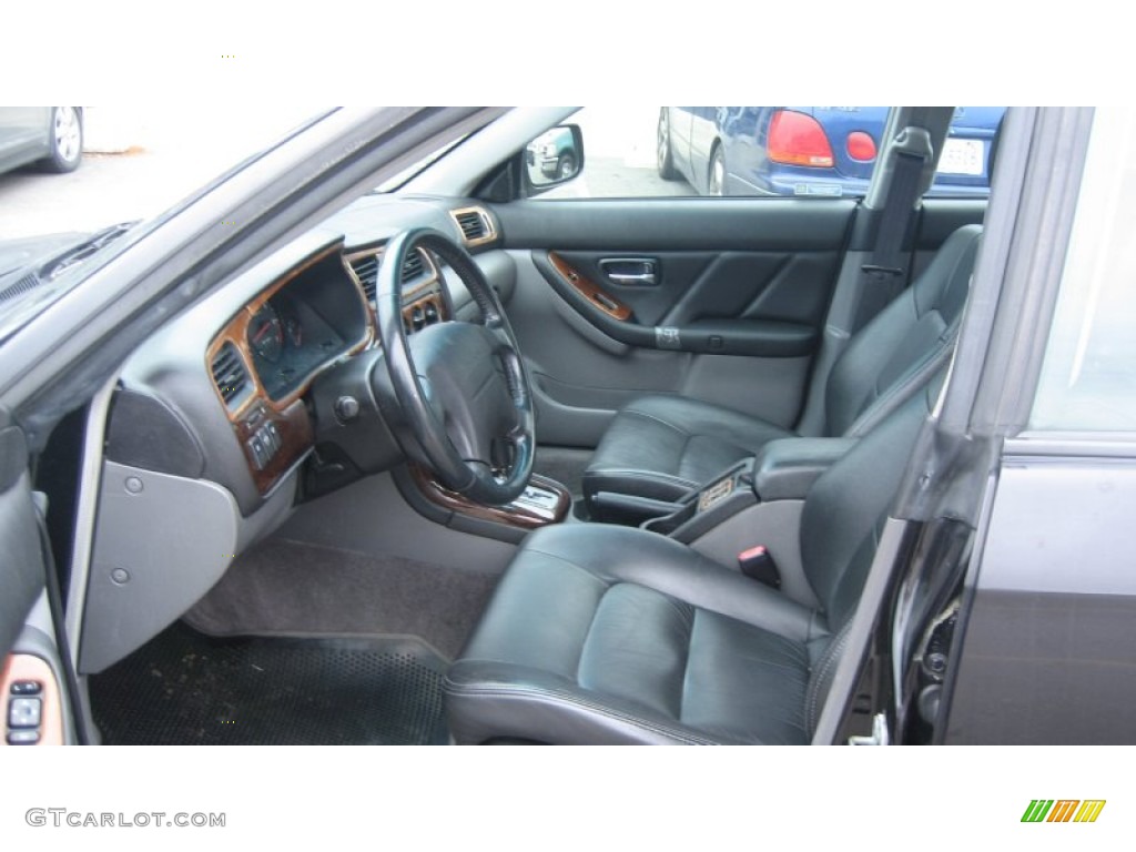 Gray Interior 2001 Subaru Outback Limited Wagon Photo #102509819