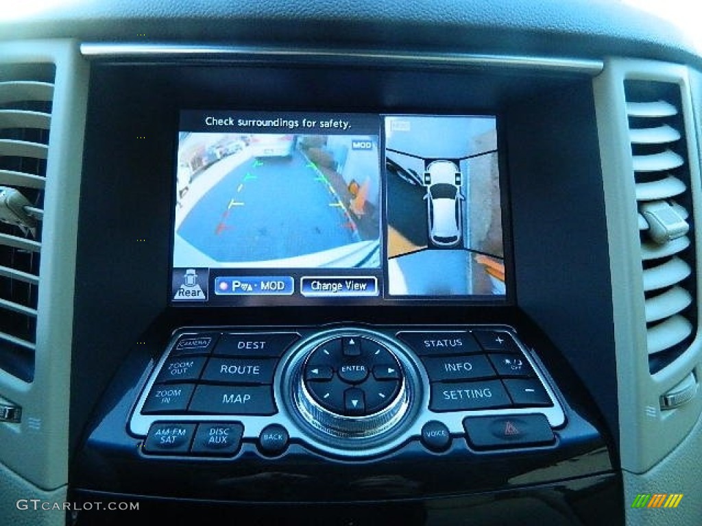 2014 Infiniti QX70 AWD Controls Photo #102511127