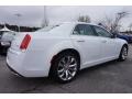 Bright White - 300 C Photo No. 3