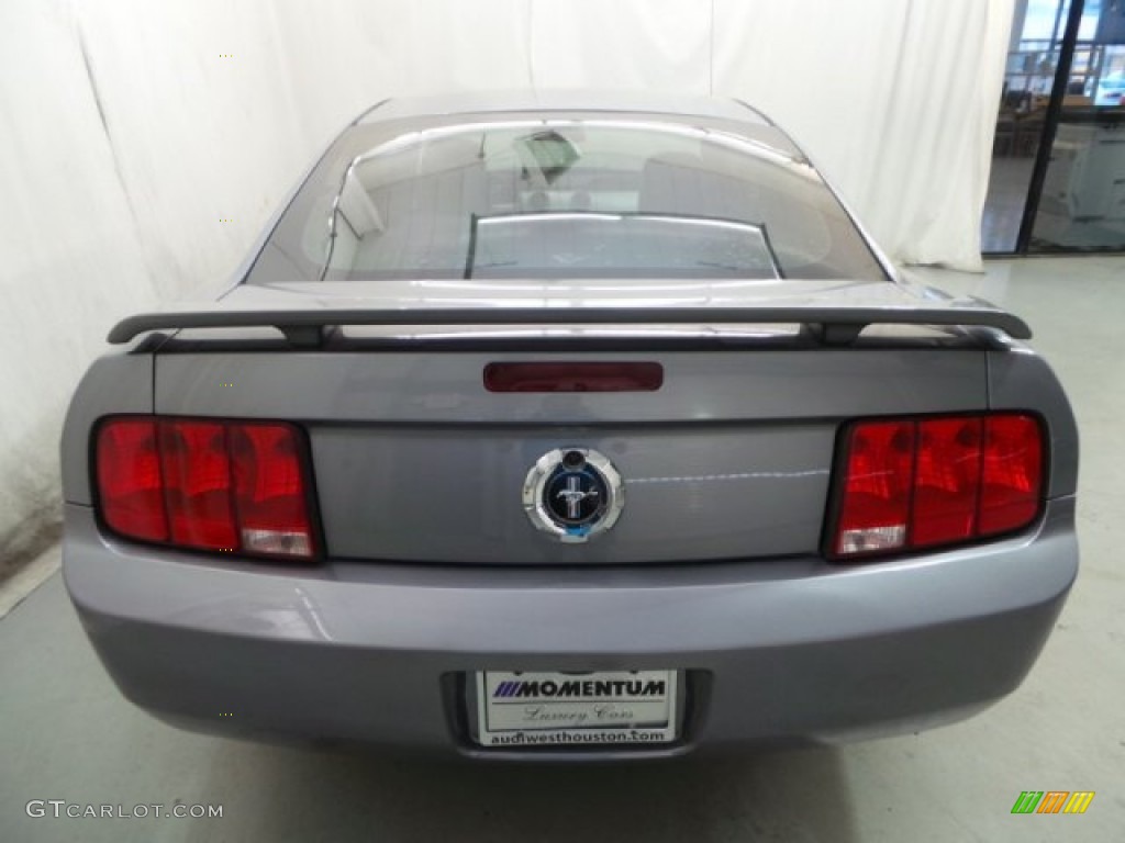 2006 Mustang V6 Premium Coupe - Tungsten Grey Metallic / Black photo #5