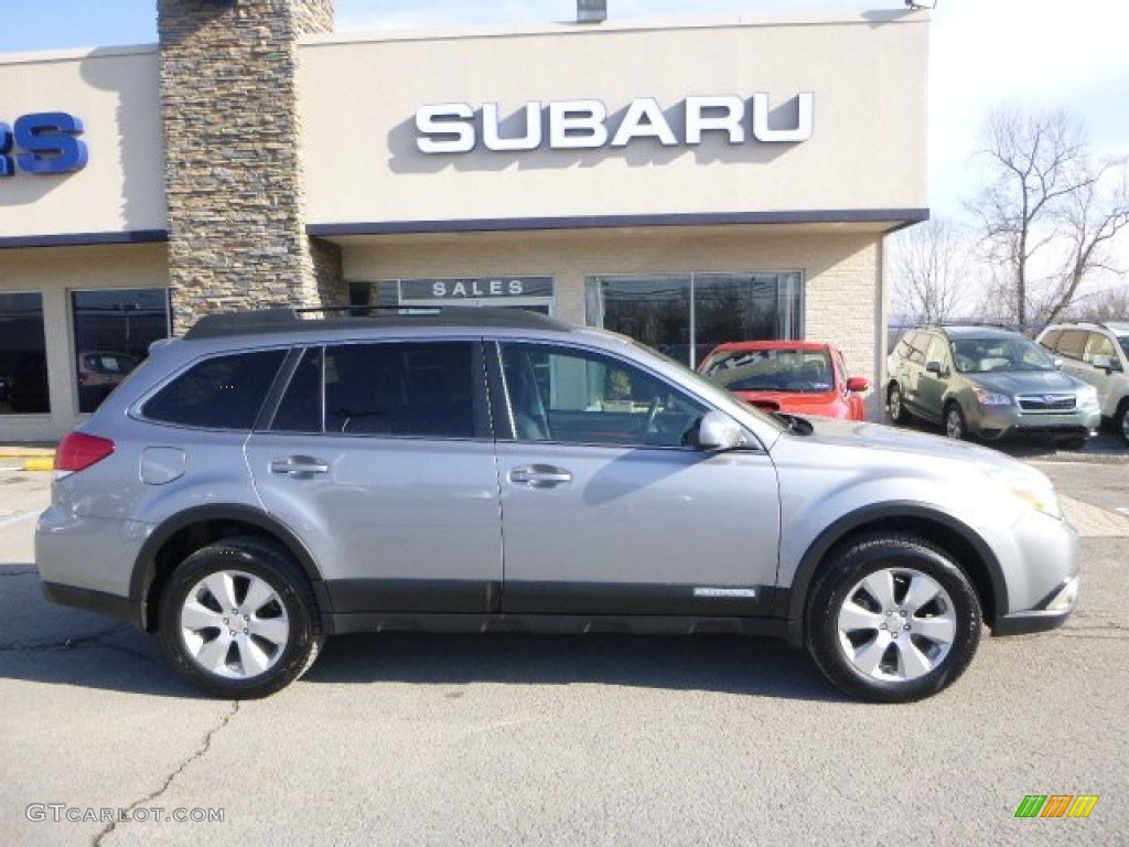 2011 Outback 2.5i Limited Wagon - Steel Silver Metallic / Off Black photo #2