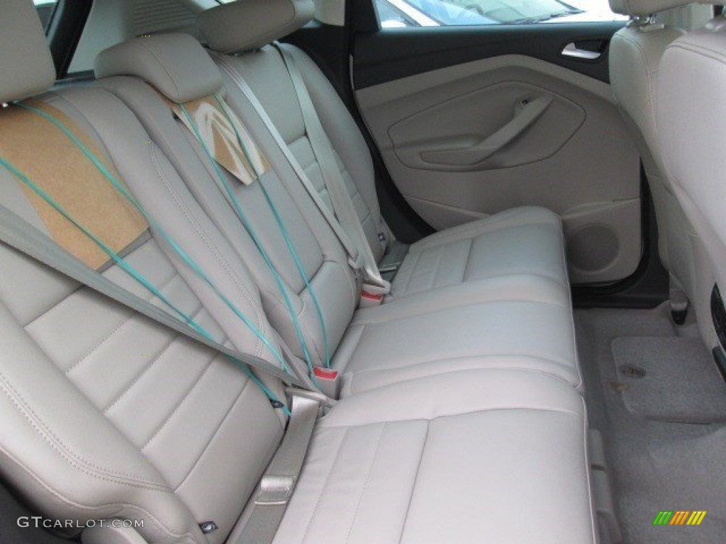 2015 Ford C-Max Energi Rear Seat Photo #102525248