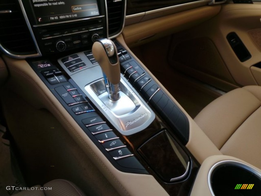 2015 Porsche Panamera Turbo S Controls Photo #102525665
