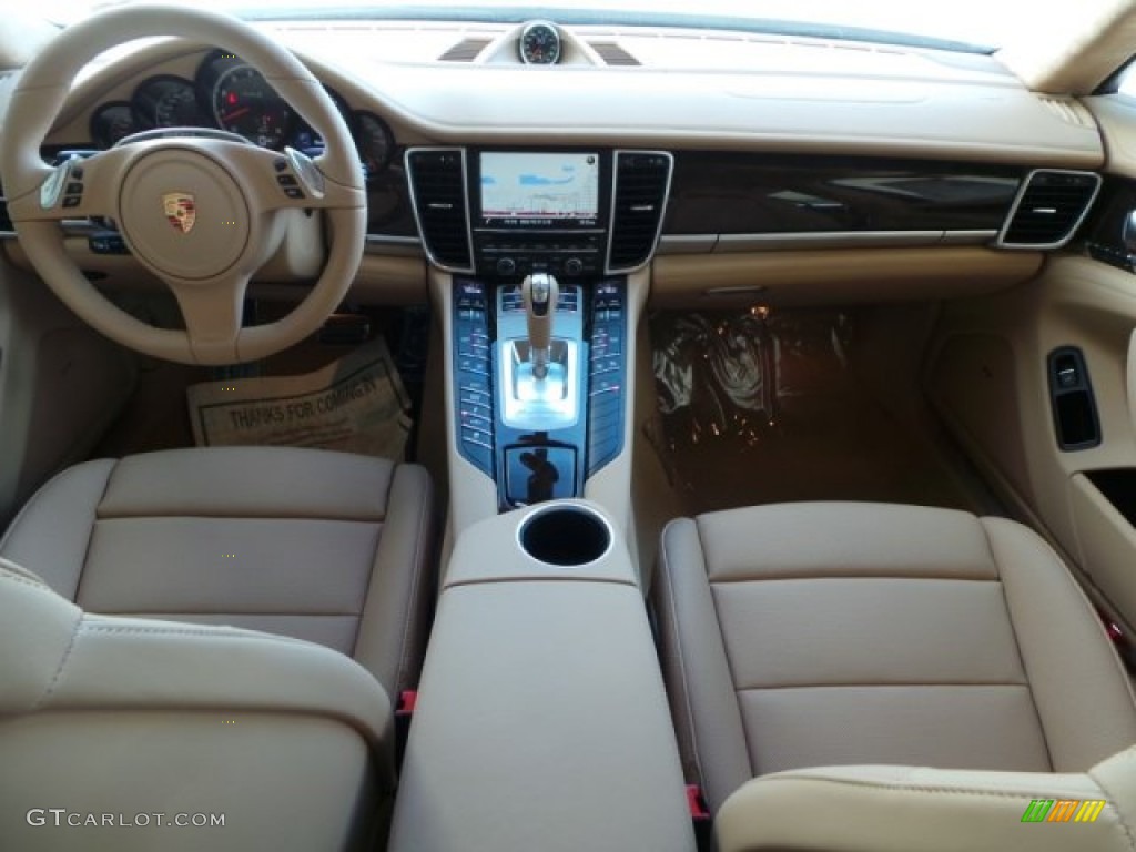 2015 Porsche Panamera Turbo S Dashboard Photos