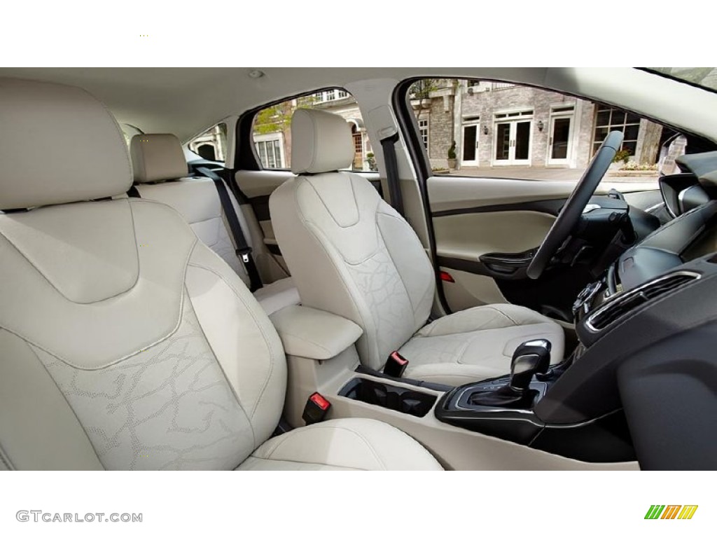 2015 Focus SE Sedan - Tuxedo Black Metallic / Charcoal Black photo #4