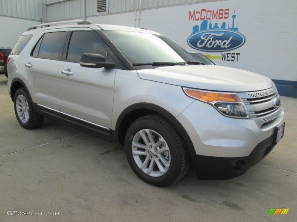 2015 Explorer XLT - Ingot Silver / Charcoal Black photo #1