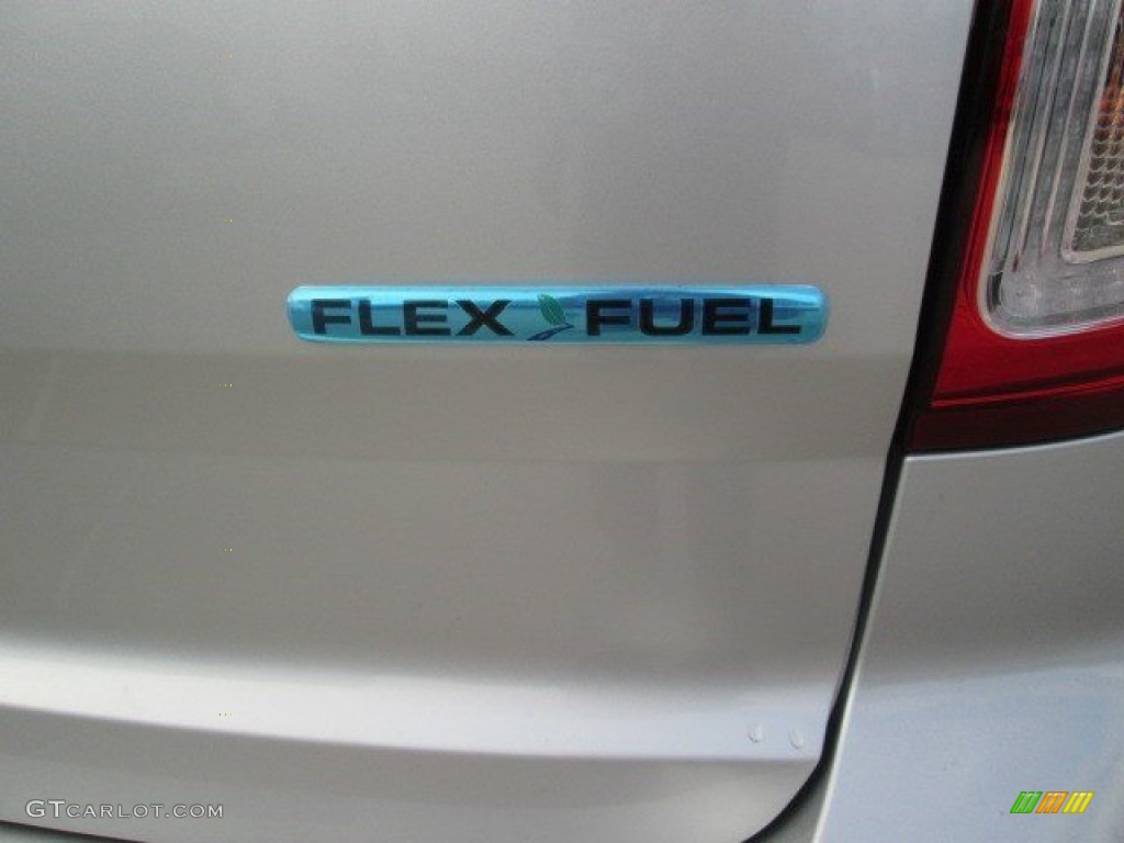 2015 Explorer XLT - Ingot Silver / Charcoal Black photo #6