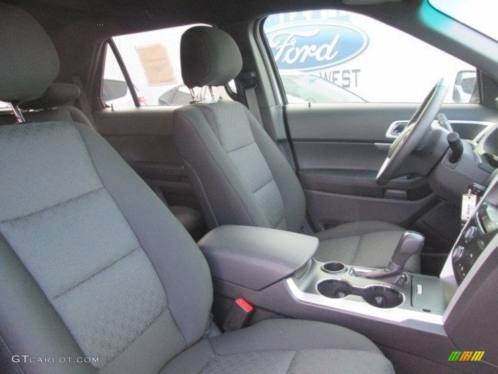 2015 Explorer XLT - Ingot Silver / Charcoal Black photo #11