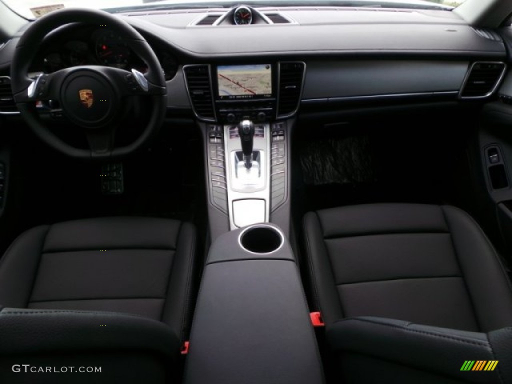 Black Interior 2015 Porsche Panamera Standard Panamera Model Photo #102526814