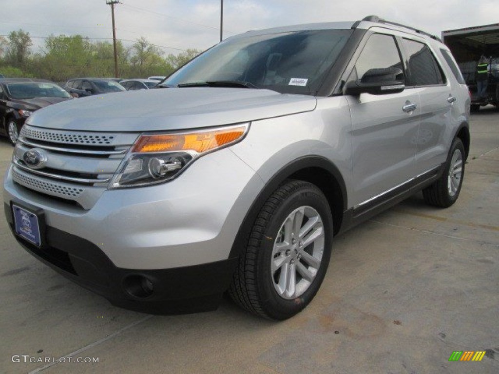 2015 Explorer XLT - Ingot Silver / Charcoal Black photo #30