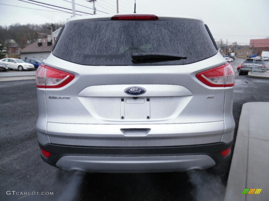 2015 Escape SE - Ingot Silver Metallic / Charcoal Black photo #4