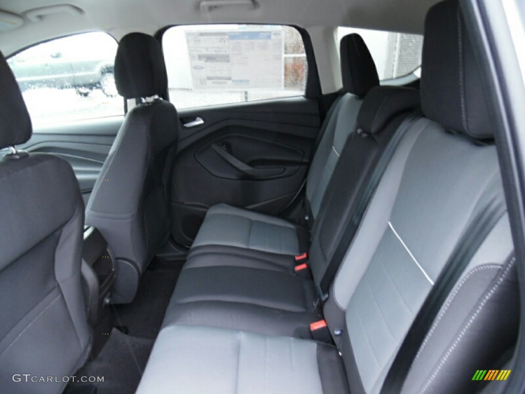 2015 Escape SE - Ingot Silver Metallic / Charcoal Black photo #11