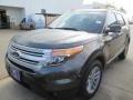 2015 Magnetic Ford Explorer XLT  photo #3