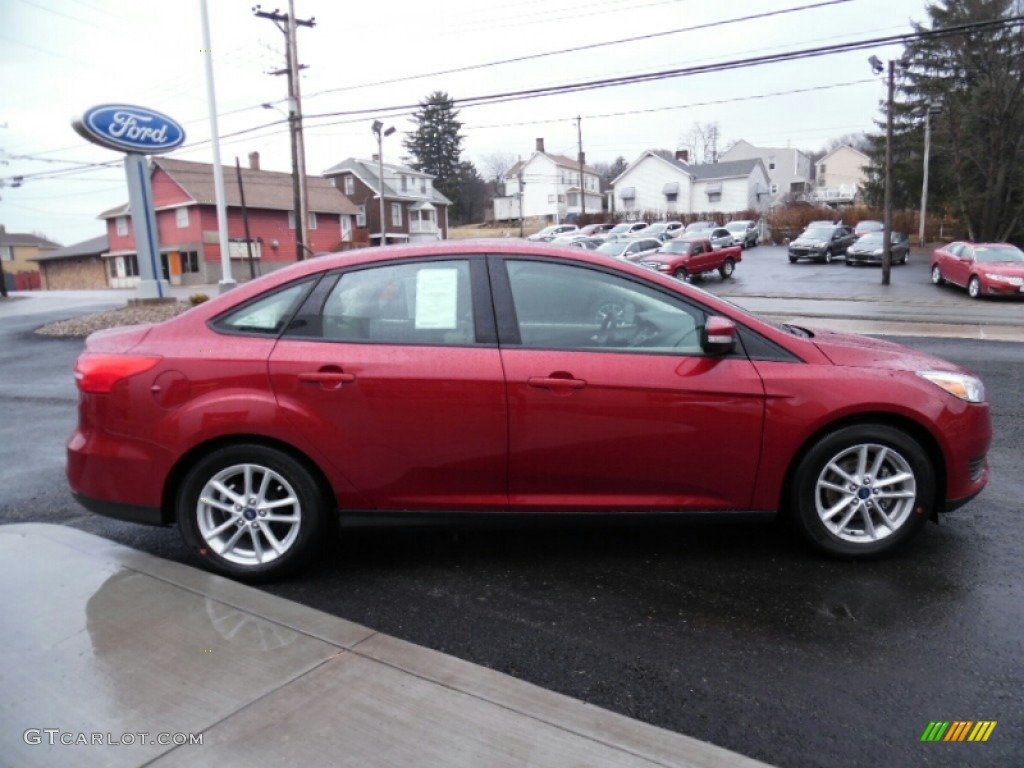 2015 Focus SE Sedan - Ruby Red Metallic / Medium Light Stone photo #6