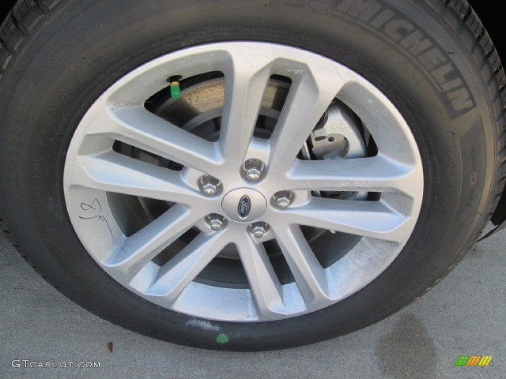 2015 Explorer XLT - Magnetic / Medium Light Stone photo #14
