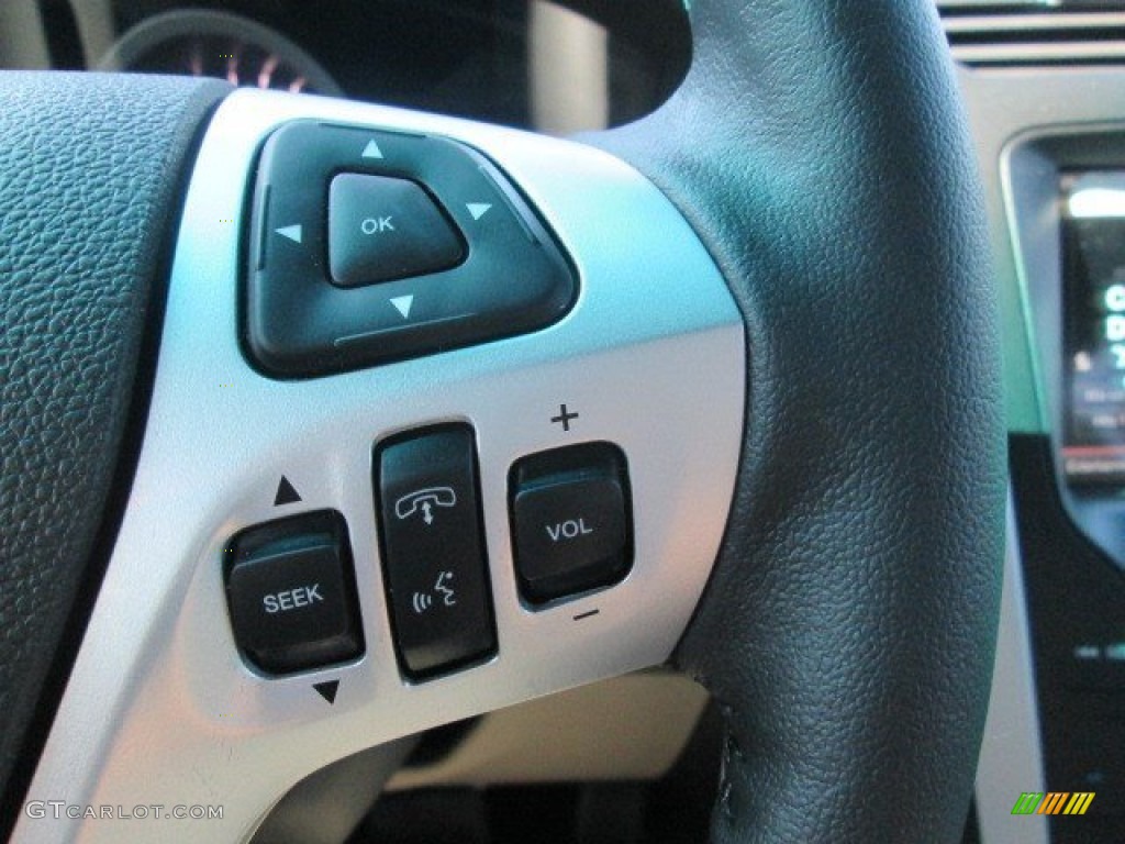 2015 Explorer XLT - Magnetic / Medium Light Stone photo #40