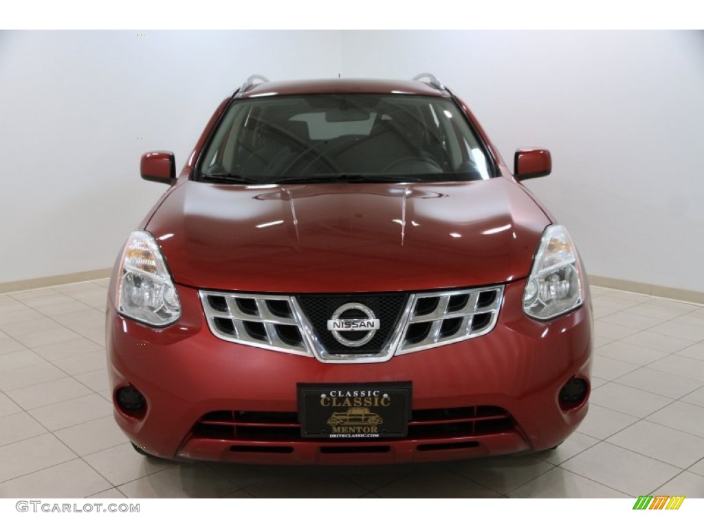 2011 Rogue SV AWD - Cayenne Red / Black photo #2