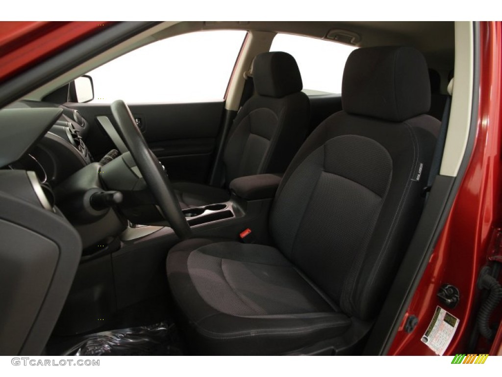 2011 Rogue SV AWD - Cayenne Red / Black photo #5
