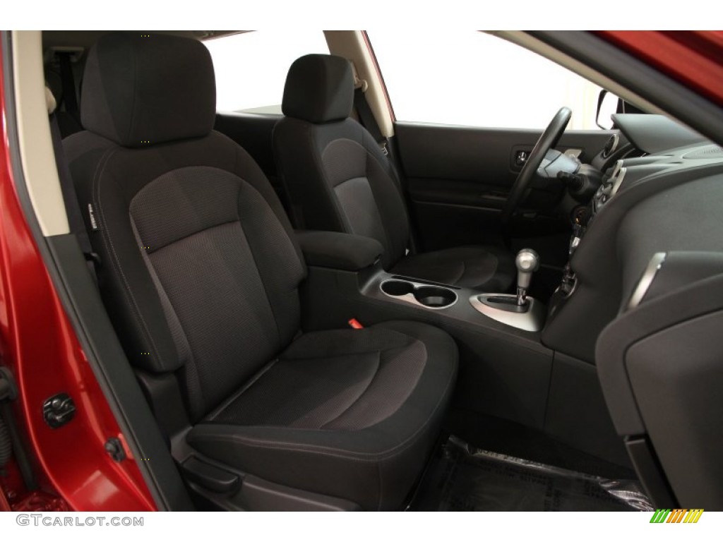 2011 Nissan Rogue SV AWD Front Seat Photos