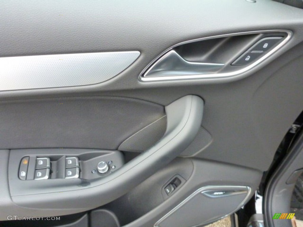 2015 Q3 2.0 TFSI Premium Plus quattro - Mythos Black Metallic / Black photo #10