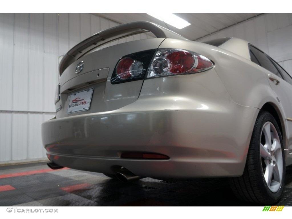 2007 MAZDA6 i Sport Sedan - Smokestone / Beige photo #56