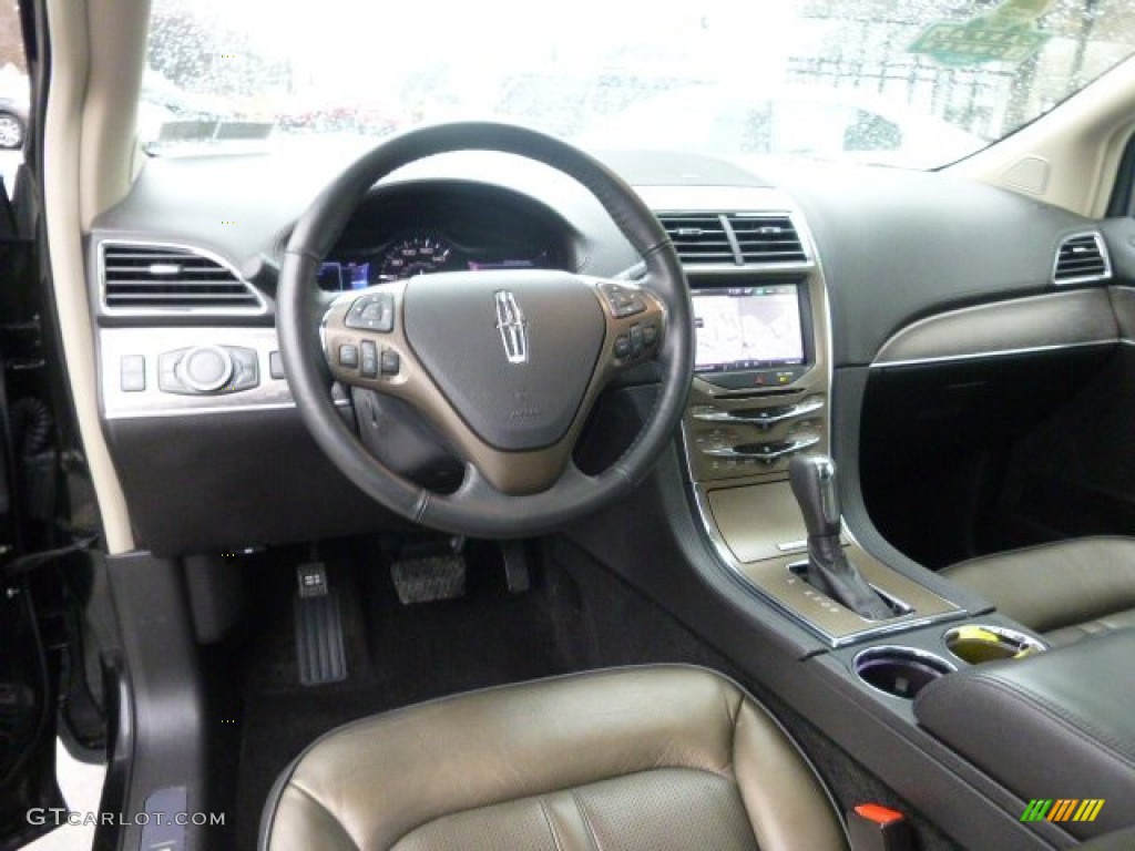 2013 Lincoln MKX AWD Dashboard Photos