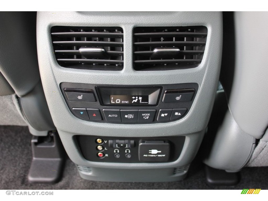 2016 Acura MDX SH-AWD Technology Controls Photo #102542276