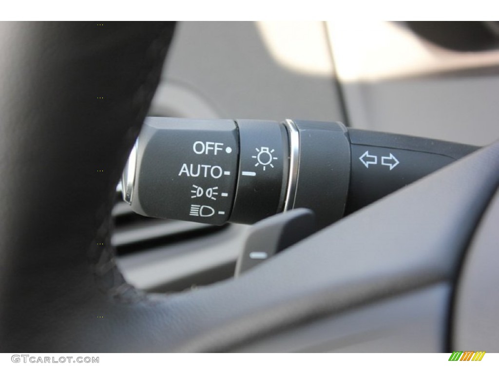 2016 Acura MDX SH-AWD Technology Controls Photo #102542564