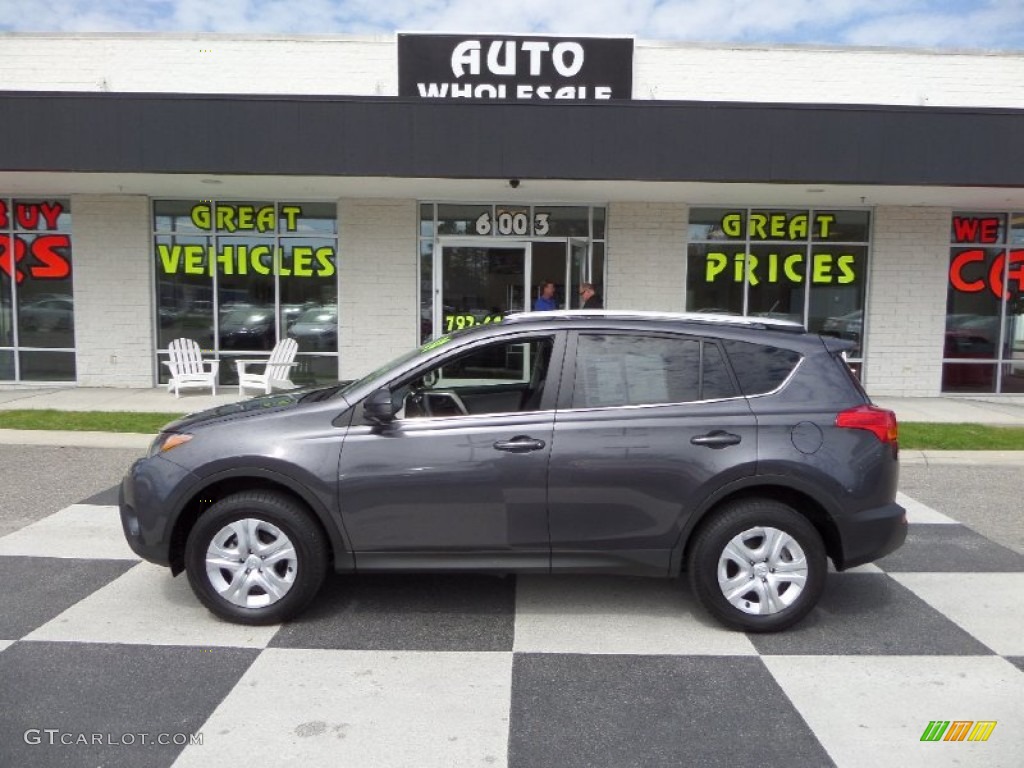 2014 RAV4 LE - Magnetic Gray Metallic / Ash photo #1