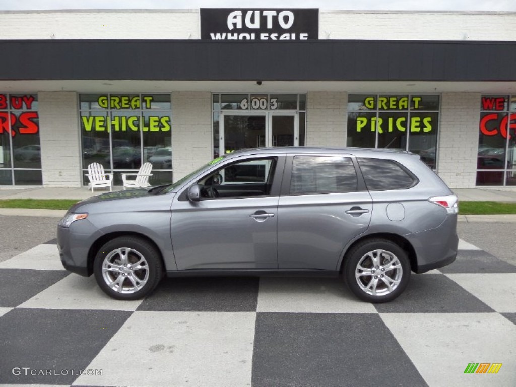 2014 Outlander SE - Mercury Gray Metallic / Black photo #1