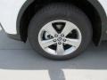 Super White - RAV4 XLE Photo No. 11