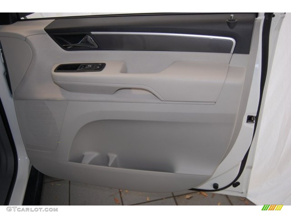2011 Routan S - Calla Lily White / Aero Gray photo #28