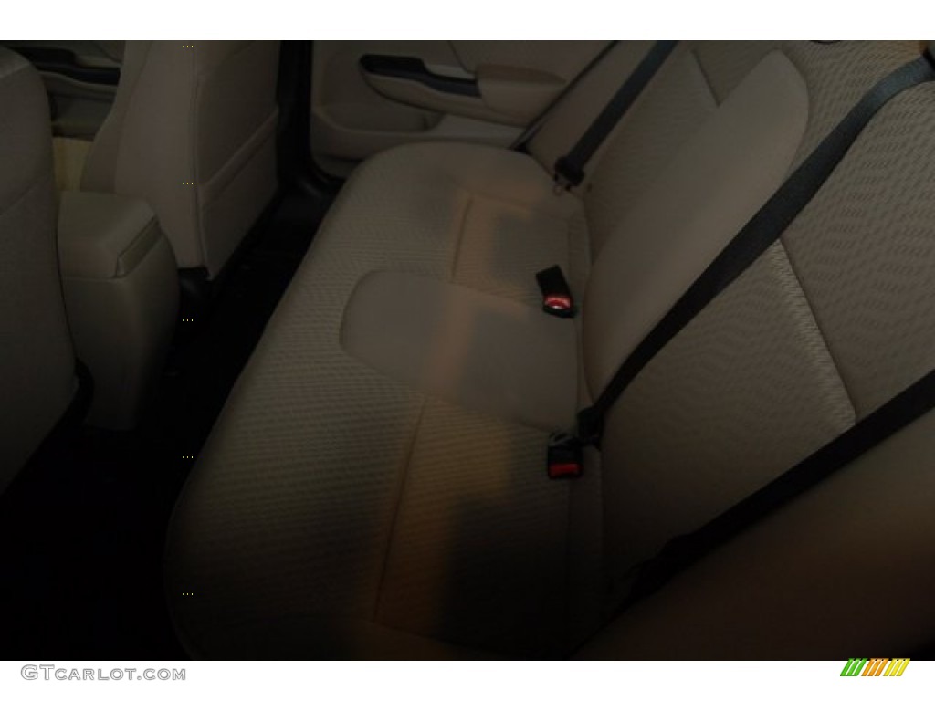 2015 Civic HF Sedan - Taffeta White / Beige photo #21