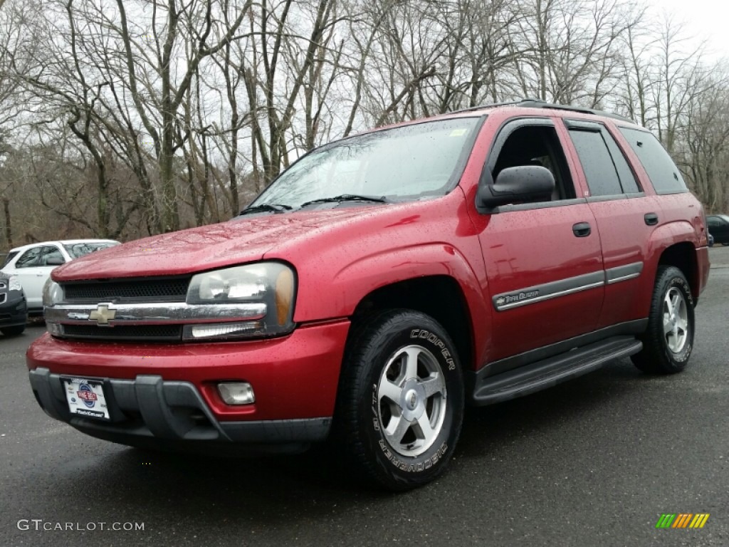 2002 TrailBlazer LT 4x4 - Majestic Red Metallic / Dark Pewter photo #1