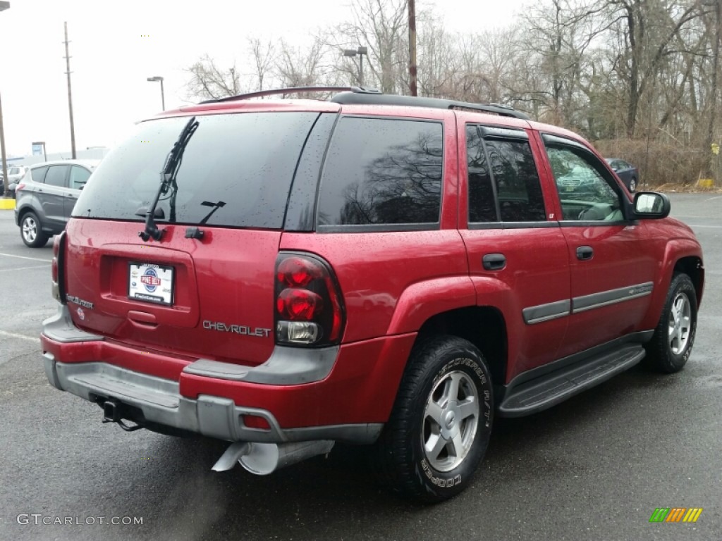 2002 TrailBlazer LT 4x4 - Majestic Red Metallic / Dark Pewter photo #7