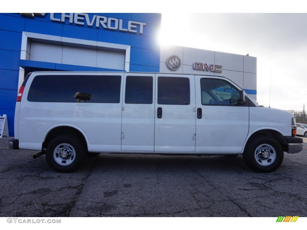 2015 Chevrolet Express 3500 Passenger Extended LT Exterior Photos