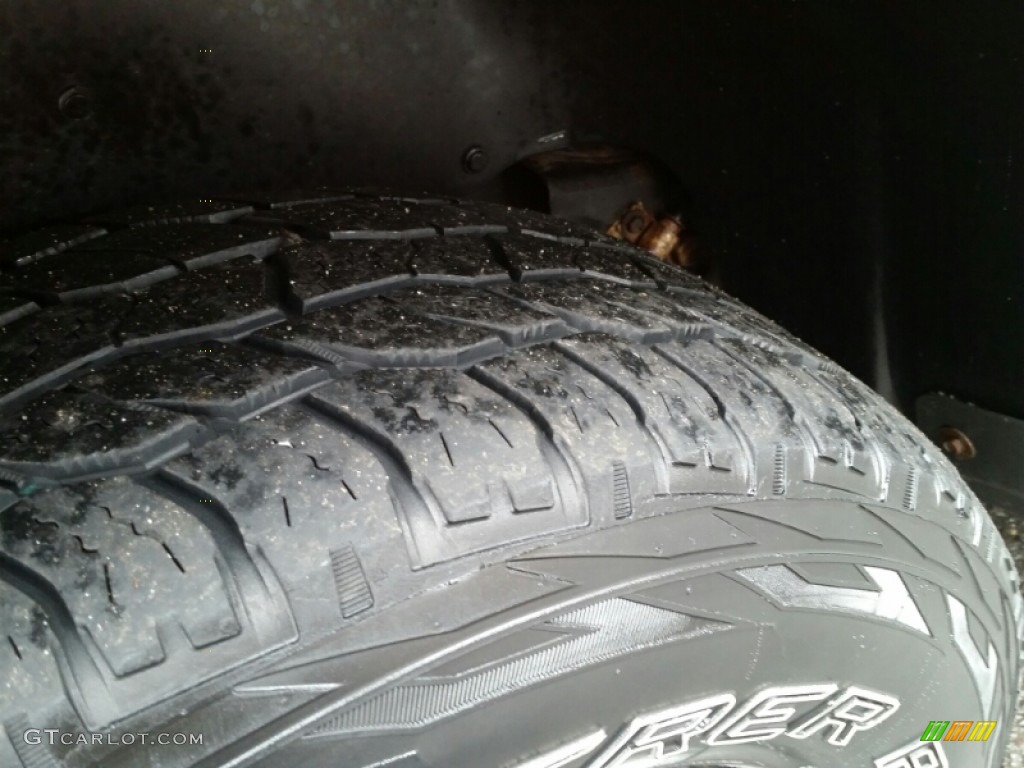 2002 TrailBlazer LT 4x4 - Majestic Red Metallic / Dark Pewter photo #23