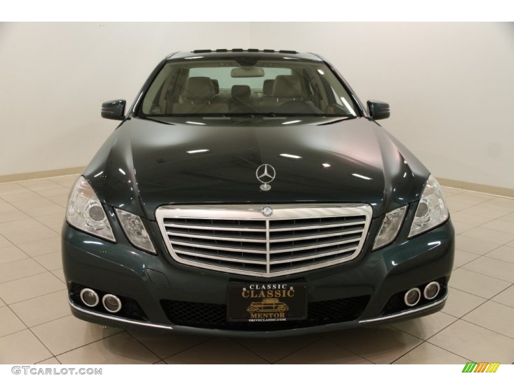2010 E 350 4Matic Sedan - Jade Green Metallic / Almond Beige photo #2