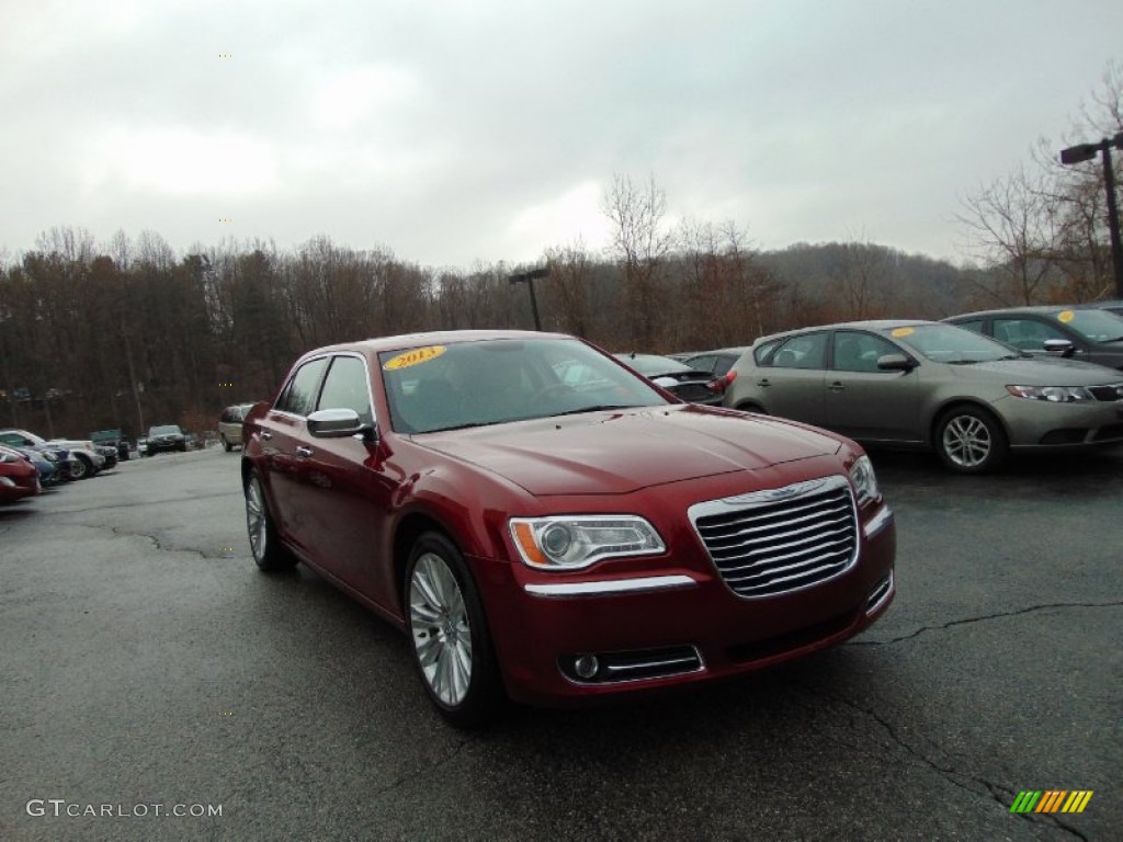 2013 300 C - Deep Cherry Red Crystal Pearl / Dark Frost Beige/Light Frost Beige photo #9