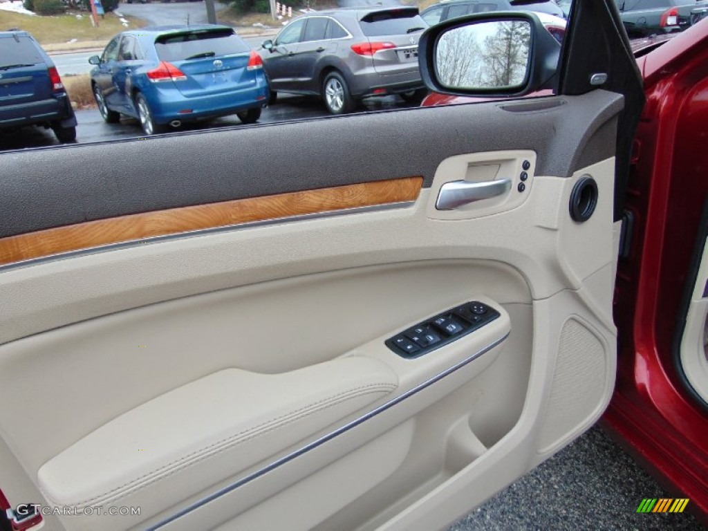 2013 300 C - Deep Cherry Red Crystal Pearl / Dark Frost Beige/Light Frost Beige photo #14