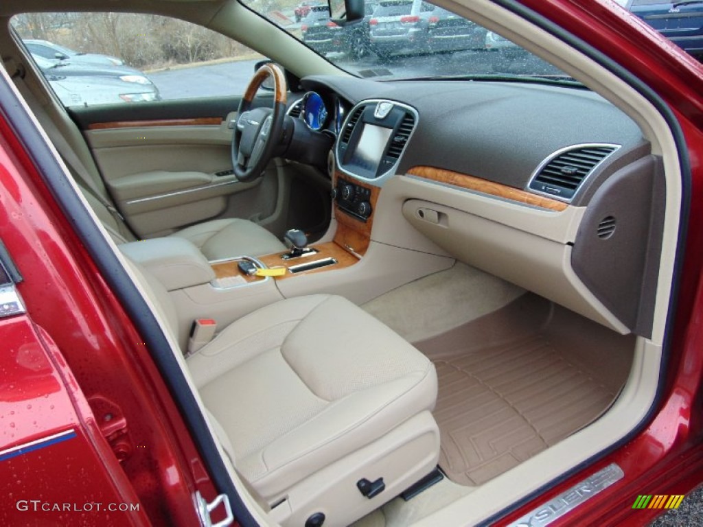2013 300 C - Deep Cherry Red Crystal Pearl / Dark Frost Beige/Light Frost Beige photo #19