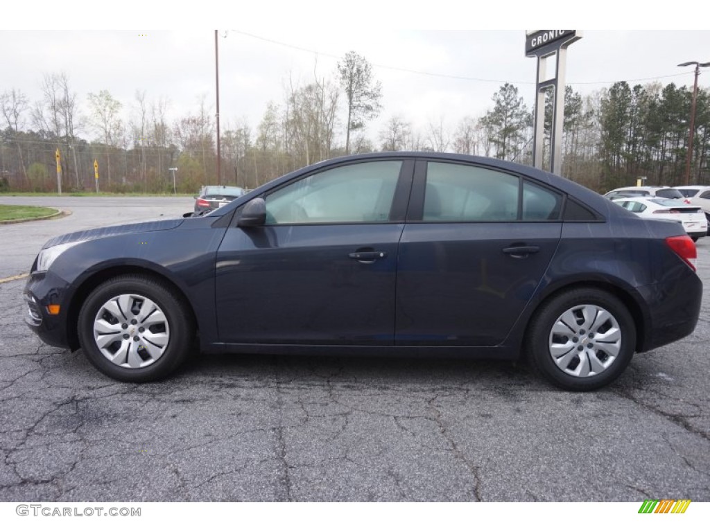 2015 Cruze LS - Blue Ray Metallic / Jet Black/Medium Titanium photo #4