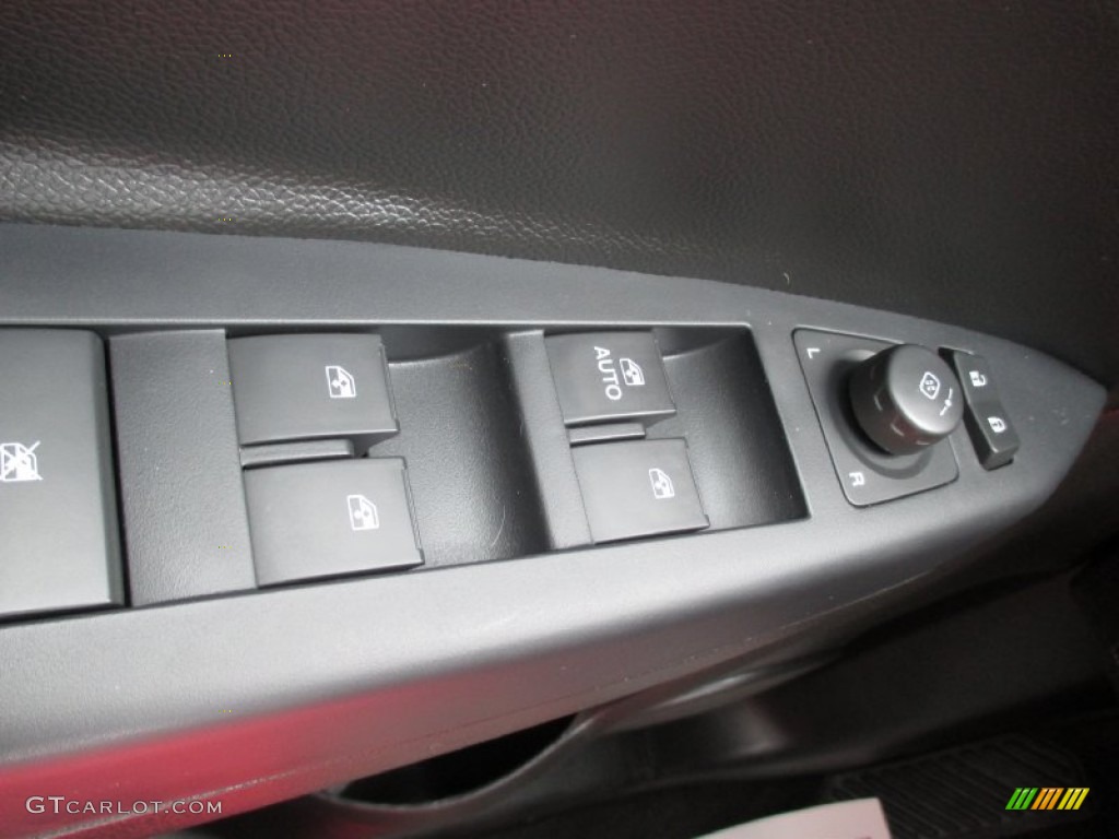 2015 Chevrolet Captiva Sport LTZ Controls Photo #102560782