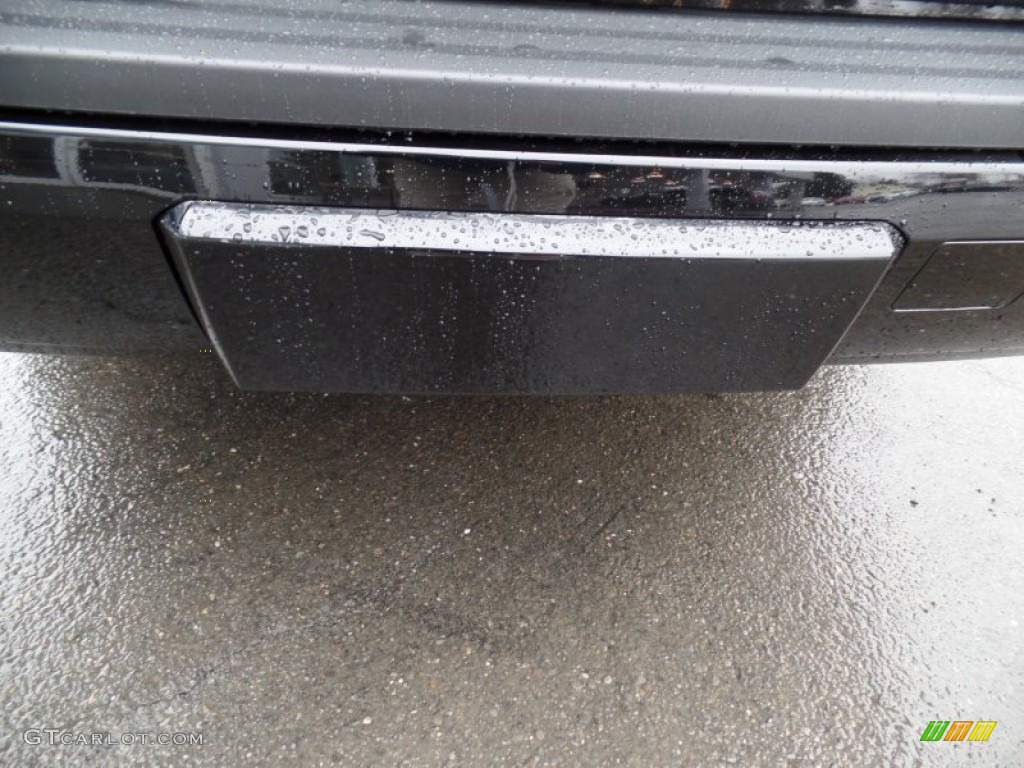 2015 Suburban LT 4WD - Black / Jet Black photo #11