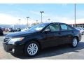 Black - Camry XLE Photo No. 7