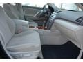 Black - Camry XLE Photo No. 17