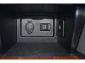 Black - Camry XLE Photo No. 20