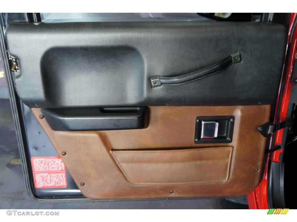 2004 Hummer H1 Wagon Ebony/Brown Door Panel Photo #102564626